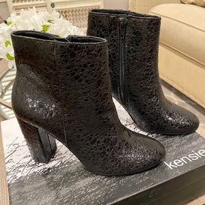Kensie Black Leopolda  Boots